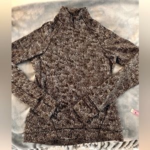 Lululemon | Runderful Super Soft Quarter Zip Half Zip Black & White Sz 6